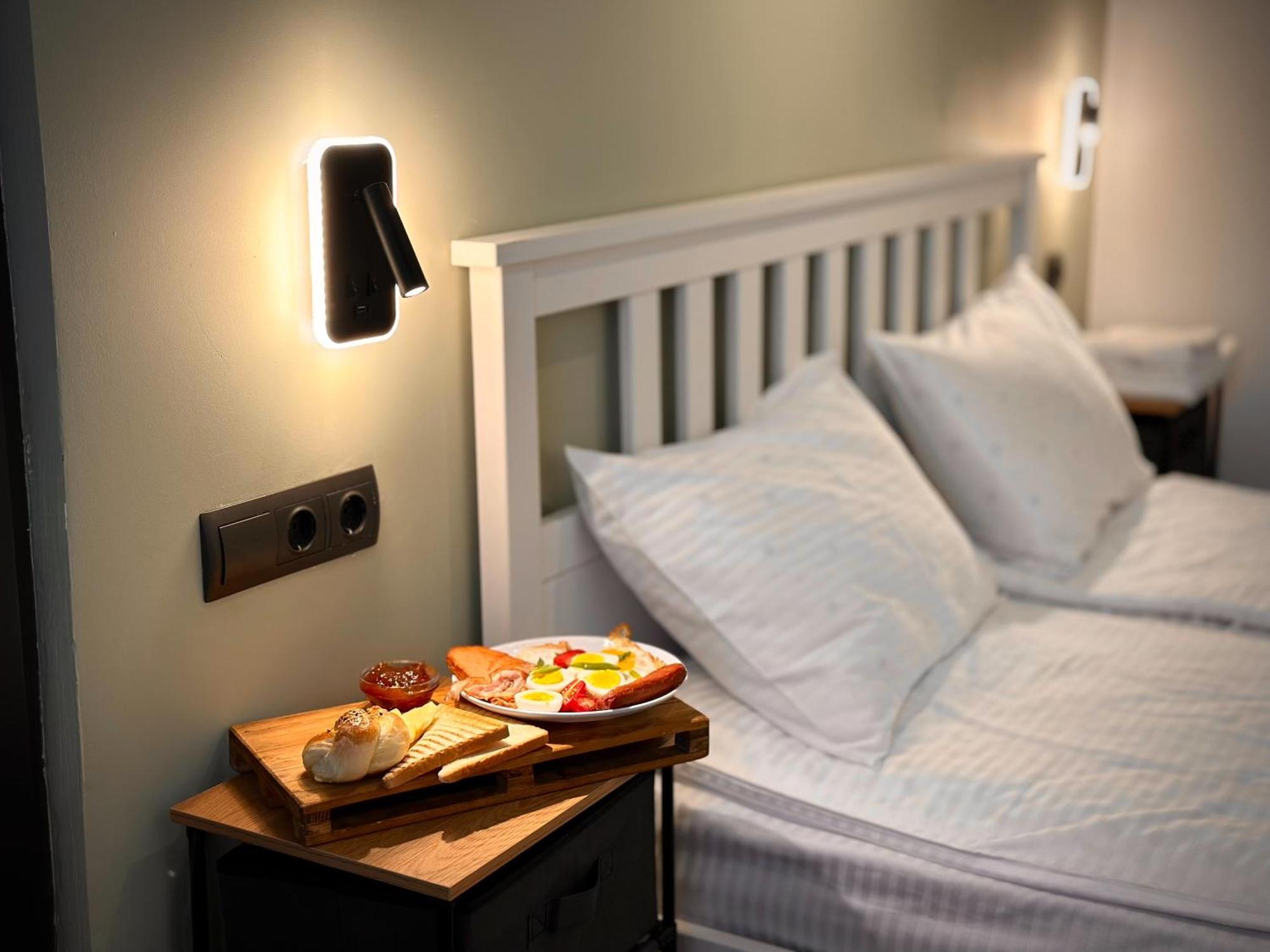 Tiroents Hotel Гюмри Экстерьер фото